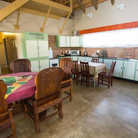 Maninghi Lodge Hoedspruit Exterior photo